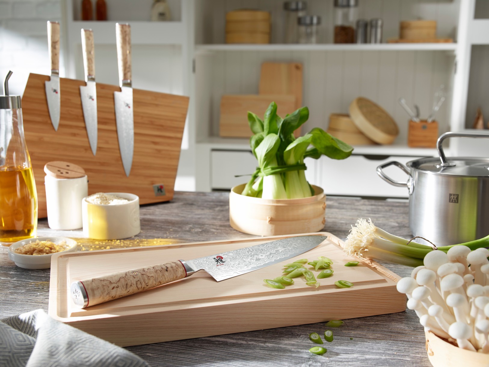 Japonské nože Miyabi s damascénskou čepelí