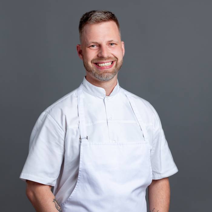 Peter Slačka ?? Alchýmia pečeného kuraťa